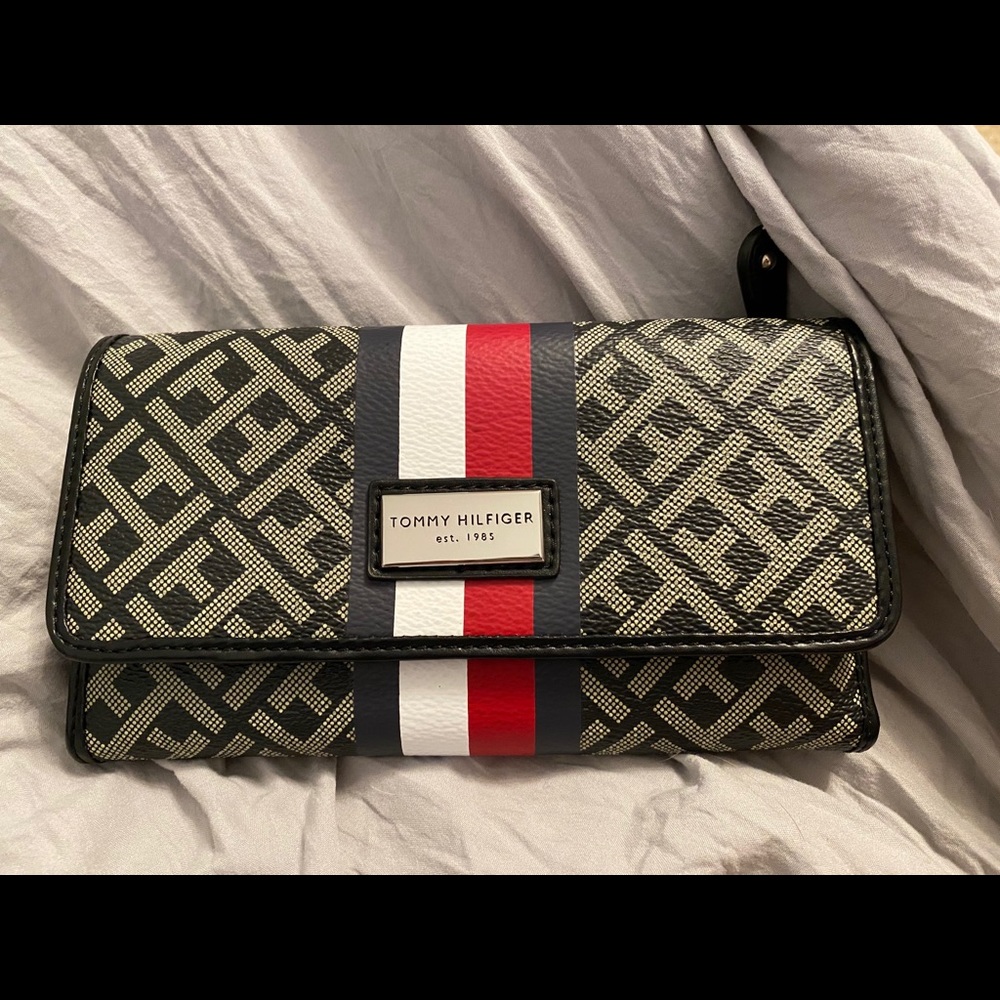 Tommy Hilfiger Wallet